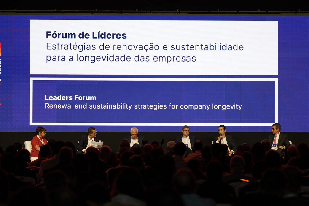 Fórum de Líderes na ABM Week discute estratégias de renovação e sustentabilidade para a longevidade das empresas